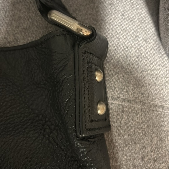 Kooba handbag black pebbled leather square shape or slouchy shape magnetic snap - Picture 2 of 8